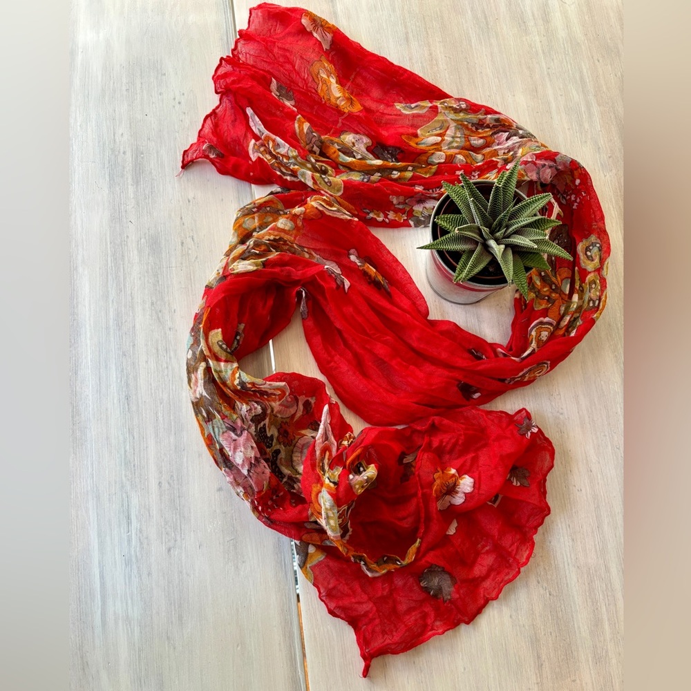 Red Multi-Coloured Pattern Scarf - Picture 3 of 11